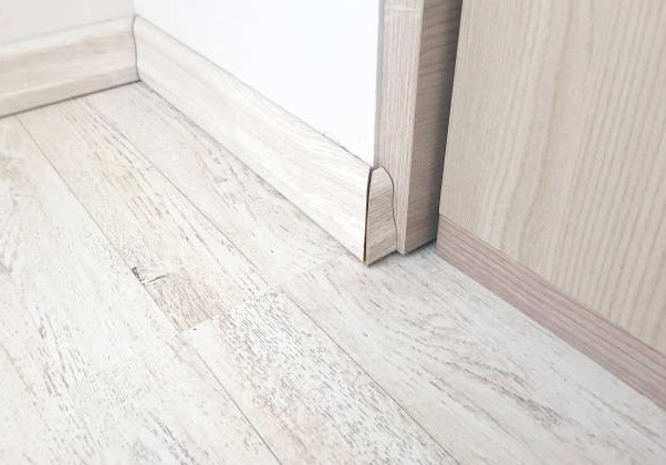 listwy przypodłogowe mdf